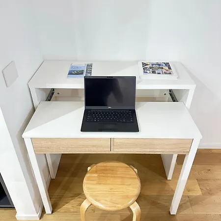 Modern Lungolago Di 公寓