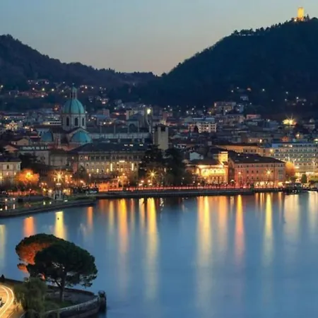 Apartamento Modern Lungolago Di *