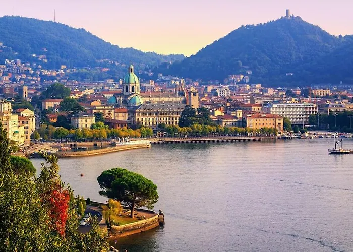 Modern Lungolago Di * Como