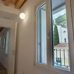 Modern Lungolago Di Apartment *