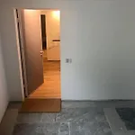 Modern Lungolago Di Apartment *