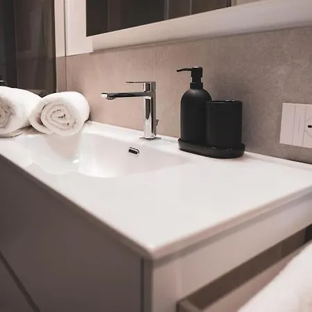 Apartman Modern Lungolago Di Como