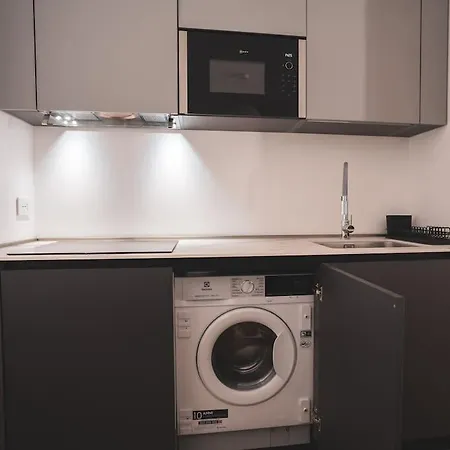 Modern Lungolago Di Apartman *
